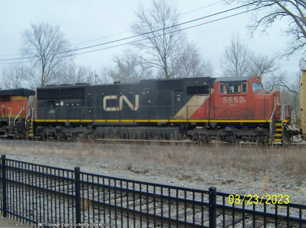 CN 5652